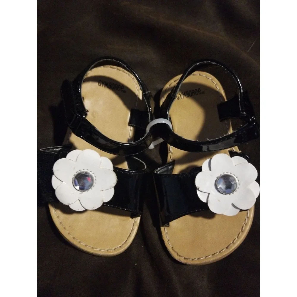 Gymboree sandals size 7 bee chic